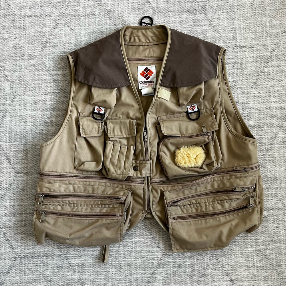 Vintage 1990s Columbia Men’s Beige Fishing Hunting Photography Vest w/ Pockets